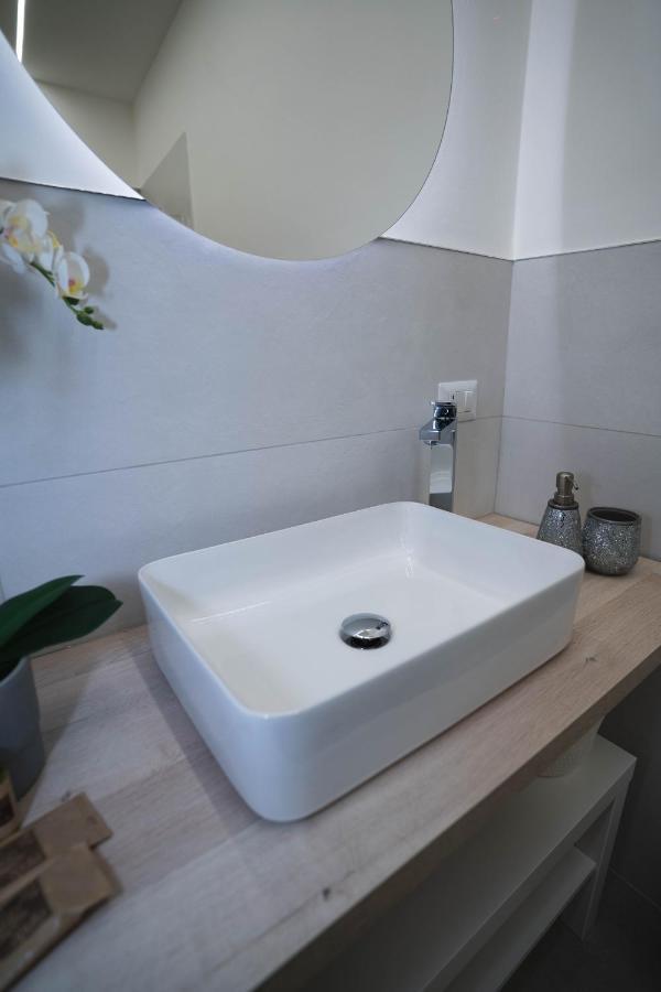 Arco Alto Rooms Бари Экстерьер фото
